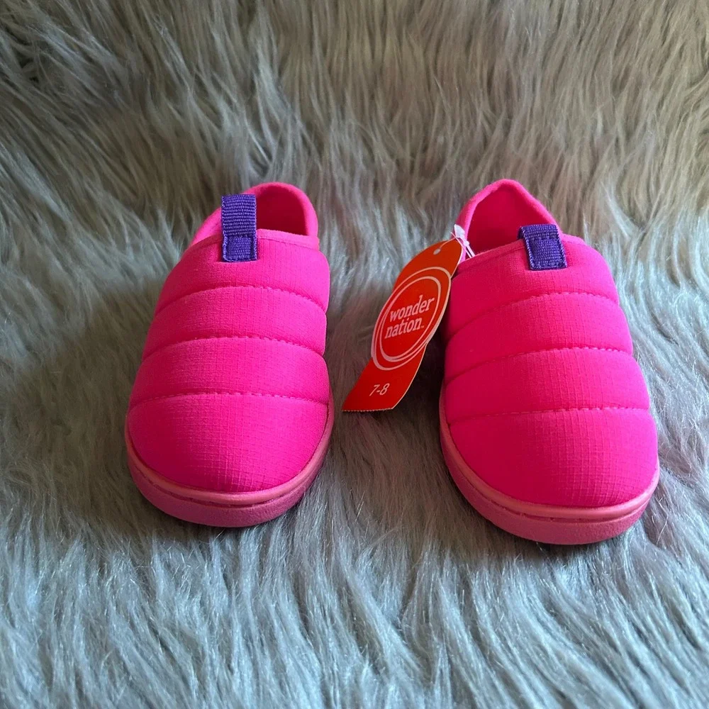 Wonder Nation Puffer Slippers Girls Size 7-8‎ Pink Fuzzy Lined Slip On Shoes
